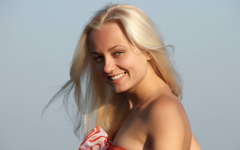 Ася, 21